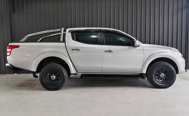 Mitsubishi TRITON 2.5 VGT ADVENTURE (A) FL 4WD - 3