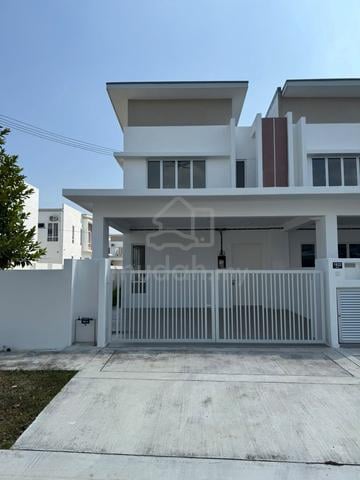 (Partially Furnished) Bayu Sutera 2-Storey End Lot House For Rent 1