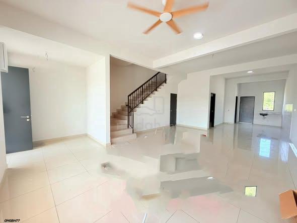 Tepi Sungai Double Storey Brand New Condition Free SPA Best Buy Klang 1