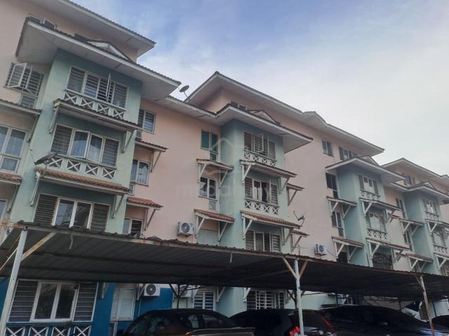 Desa Cemara 1