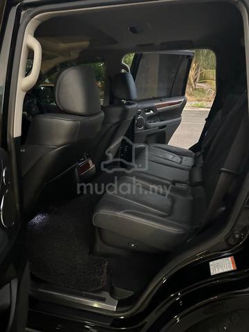 2017 Lexus LX570 5.7 (A) - 5