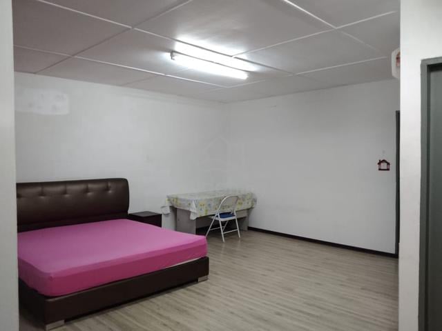 Master Bedroom with bathroom 1