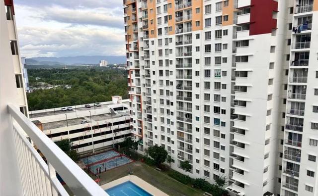 Room for rent at D'Cassia Apartment (Pool View) 1