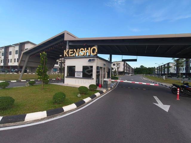 Kensho Townhouse @ Pine Square Batu Kawa 1