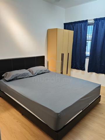 Female House PREMIUM Middle ROOM with BALCONY!🏡MIRI Piasau near KPJ 1