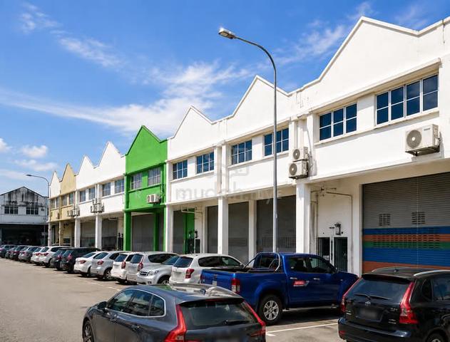 4 unit link terrace factory 1.5 storey to rent available February 2027 1