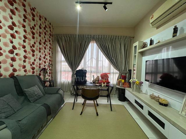 Sky View @ Bukit Indah 1