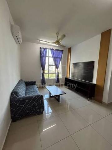 Medium Room at the Arc Cyberjaya University Nearest-UOC,MMU,Limkokwi 1