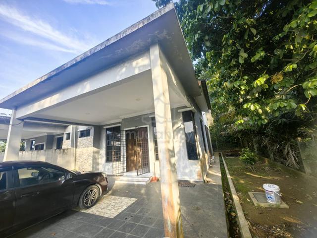 Rumah teres Corner lot lanchang height 1