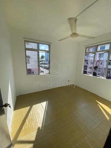 Siantan Apartment 1