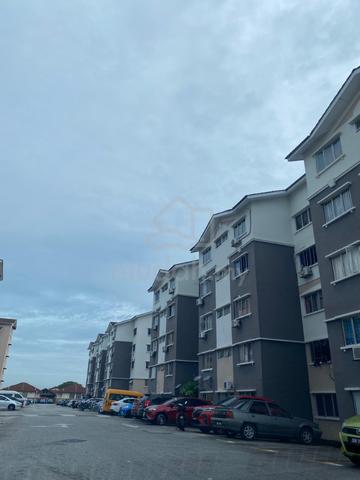 Rose Apartment ( Saujana Utama ) 1