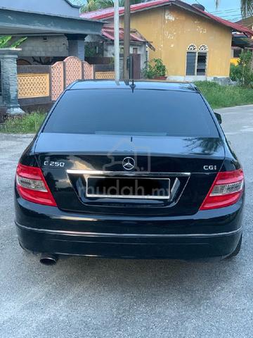 2011 Mercedes Benz C250 CGI BlueEFCY - 4