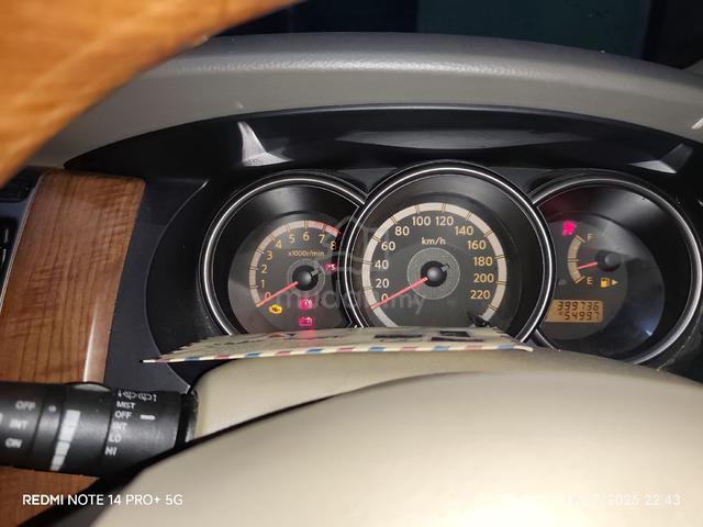 2010 Nissan GRAND LIVINA 1.8 IMPUL (A) - 4