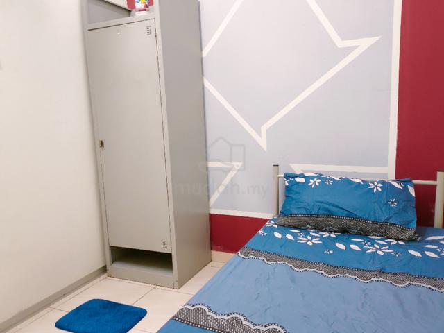 Mentari Court ✓ Room Single Muslimah| Free Wifi 4