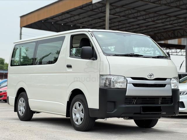 2023 Toyota HIACE 2.5 Window Van (M) FULL LOAN - 1