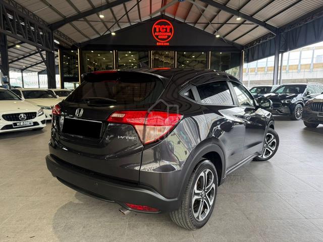 Honda HR-V 1.8 V ENHANCED (A) LADY OWNER - 3