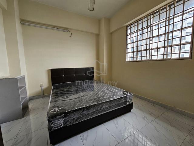 Room for Rent @ Sri Impian Apartment Larkin Perdana JB 1
