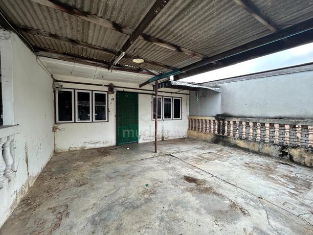 Rumah Teres Setingkat Untuk Dijual 1