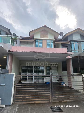 Double Storey Terrace Promenade Villa, Tanjung Lumpur, Kuantan 1