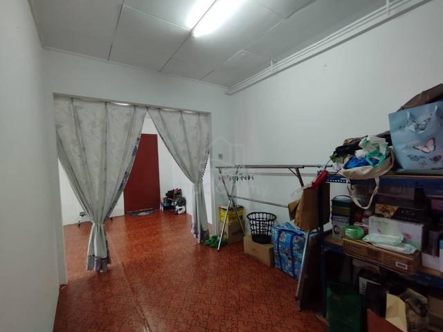 Flat PKNS Seksyen 18 Shah Alam 1