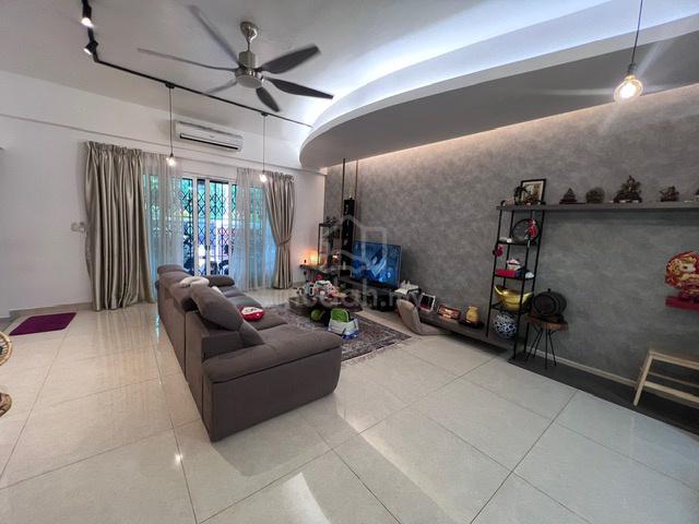 3 Storey Terrace House at Taming Indah 2 1