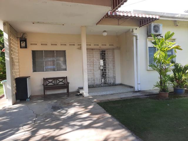 Single Storey Semi D Kampung Lapan 1