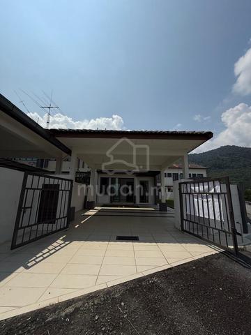 Corner Lot double storey Senawang 1