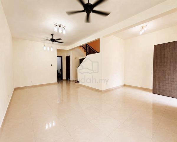 Alam Impian Double Storey House 22 x 80 Guarded & Gated 1