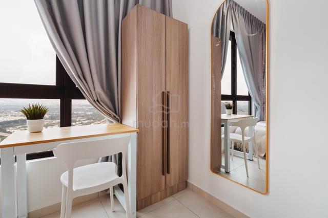 Fully Furnished Room at Meta Residence, Seri Kembangan. 3