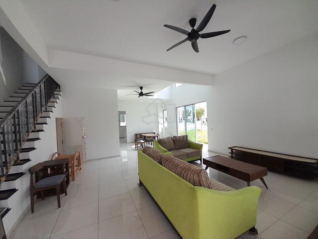 ECO FOREST Ebonylane Corner 2 Sty House Semenyih 1