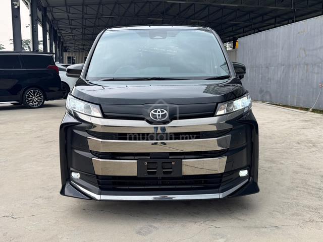 New Model Toyota Noah 2.0 SG 8-Seater - 2