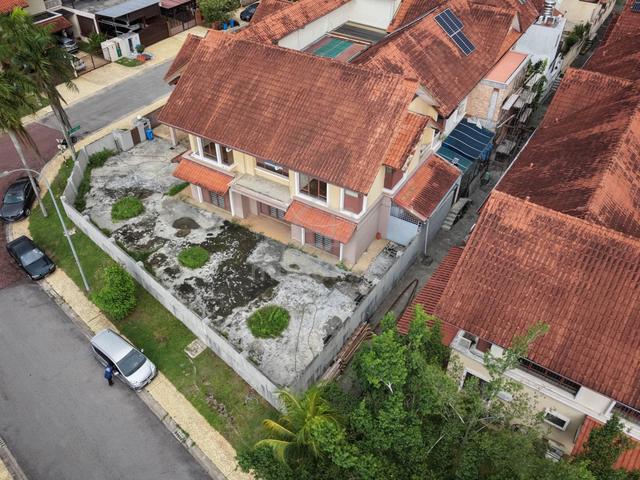 Corner Lot, Double Storey Tropika, Bukit Jelutong, Shah Alam 1