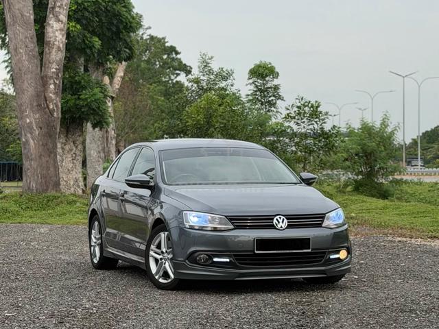 2015 Volkswagen JETTA 1.4 TSI ‼️TipTop Condition‼️ - 1