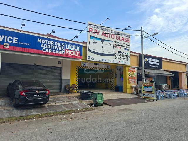 Single story shop for sale at Jalan Bidara-9 Saujana Utama-3 1