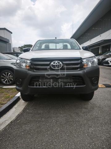 2026 Toyota HILUX 2.4 MT MY17 AN120 FACELIFT II - 1