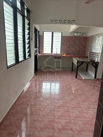 Rumah Sewa Atas Tol 1