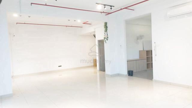 Boulevard 51 Soho office Nice and clean good location 3