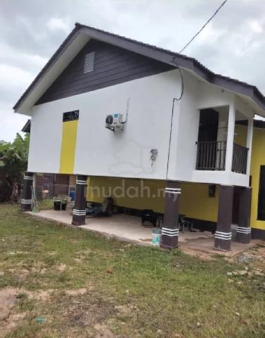 Banglo kg 1 stgh tinkat Kelulut 1