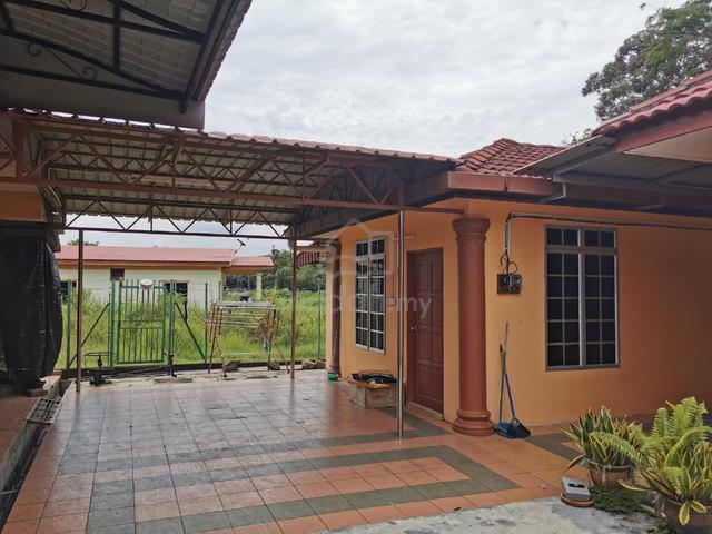Studio Room in Rembau 1