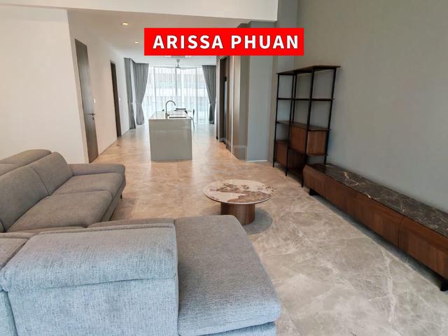 Newly Renovated 2.5 Storey House for Rent 3000sqft Brand New Furnished 1