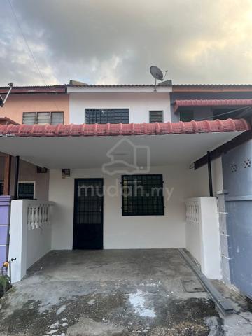 Taman Bakri Indah|Muar|2-Storey Medium Low Cost|Renovated| 1