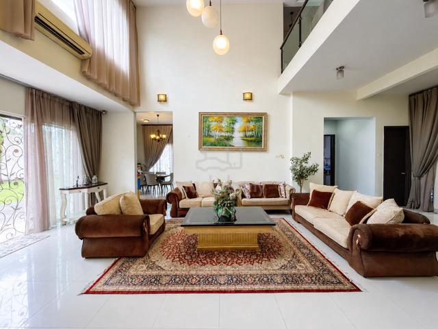 BUNGALOW 2 TINGKAT||Kayangan Heights Shah Alam||HIGH CEILLING!!! 1