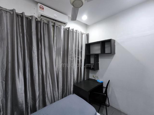 Single Room at Garden Plaza, Cyberjaya 1