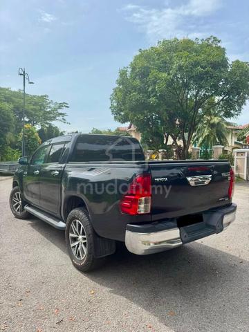 2017 Toyota HILUX 2.8 G VNT (A) - 4
