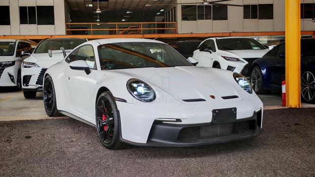 2022 Porsche 911 4.0 GT3 992 FACELIFT (A) 16k Mile - 1