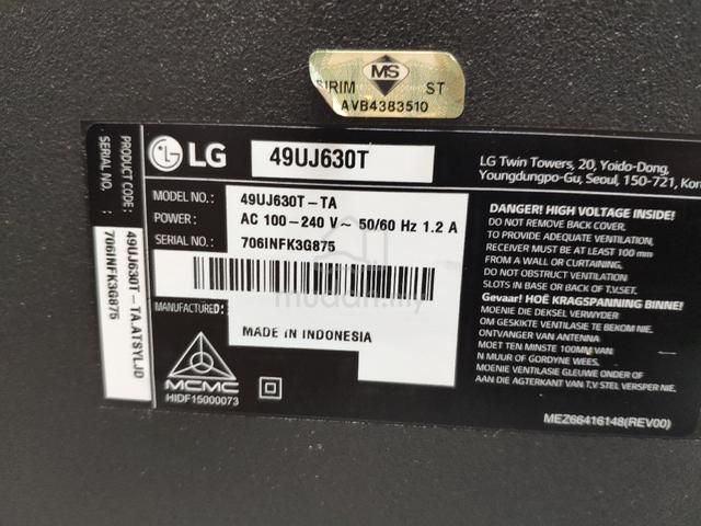 LG 49" Smart 4K ultra HD LED TV good condition  - photo 5 of 6