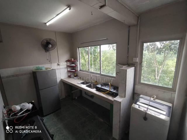 Ixora Apartment ( Garden Avenue ) 1