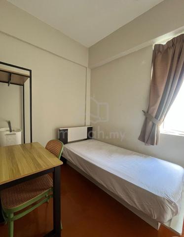 Room for rent at Vista Millennium Condominiums, Puchong 1