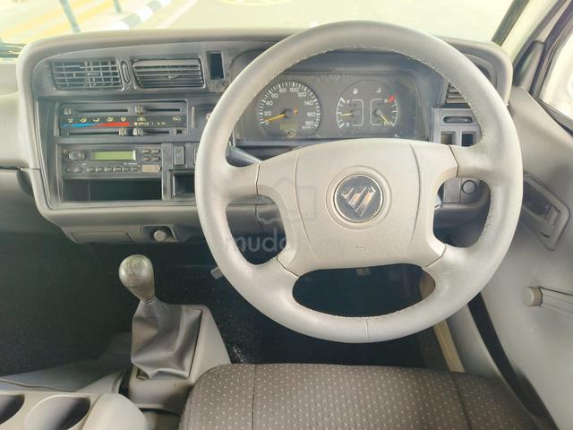2013 Shenyang Brilliance JINBEI 2.2 (M) Window Van - 5