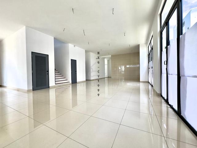 Limited New Good Condition 60x80 2 Sty Bungalow Casa Sutra Setia Alam 1